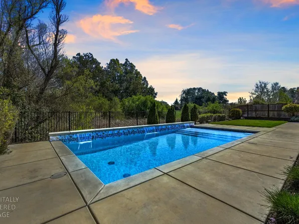 10115 Evening Star Dr, Roseville, CA 95747