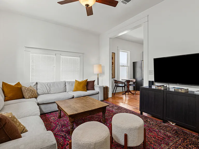 2260 Fairmount Ave — Photo 14