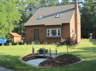 252 Mattapoisett Rd, Acushnet, MA 02743