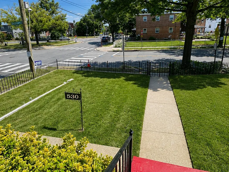 530 Oglethorpe St NE — Photo 26