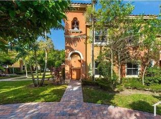 1035 SW 144th Ave, Pembroke Pines, FL 33027