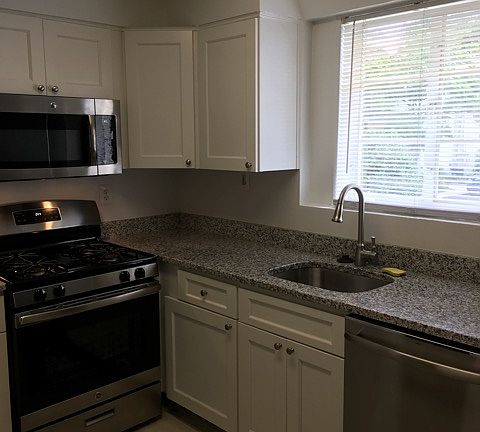 5th image of 5319 Pooks Hill Rd