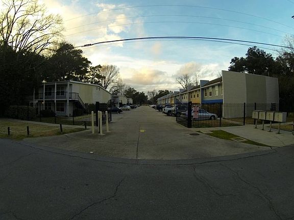 4th image of 310 Ella St APT 207