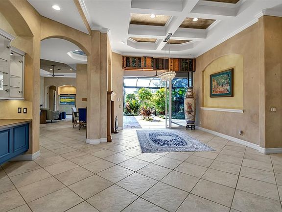 4th image of 8116 Lone Tree Gln