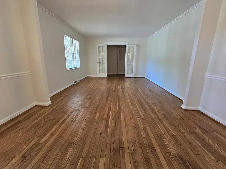 3703 Hickory Hill Dr — Photo 4