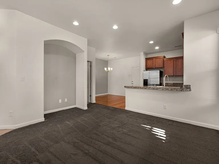 4723 Mossy Rock Grv — Photo 6