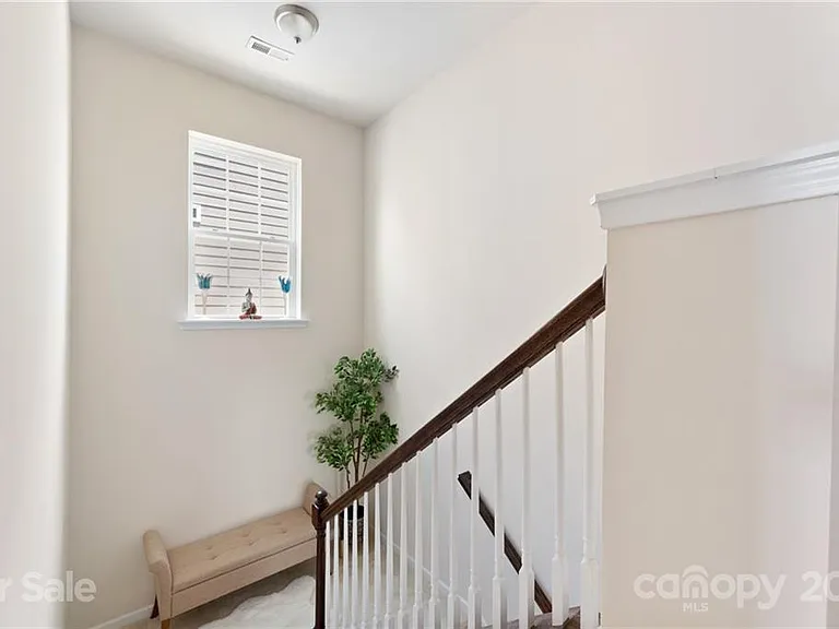 4020 Whittier Ln — Photo 30