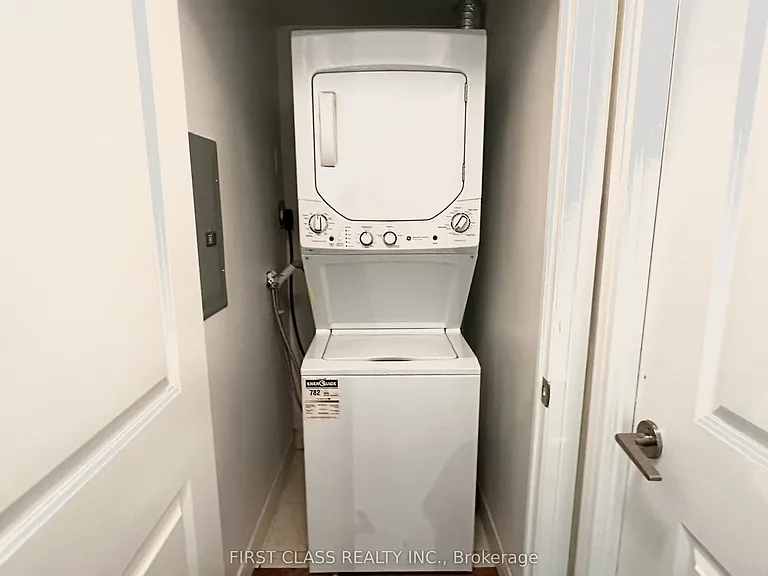 35 Bales Ave #1203 — Photo 6