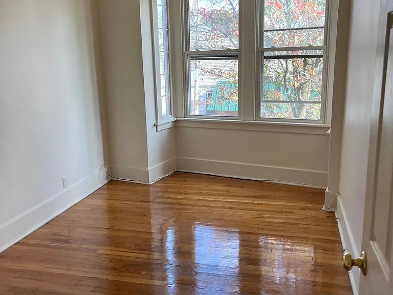263 New Scotland Ave #2 — Photo 6