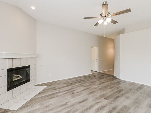 5th image of 1002 Aries St