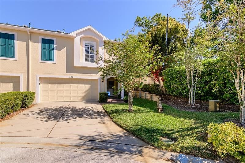 Welcome Home to Your Stunning End Unit 3 Story Townhome, Located in Central Clearwater!