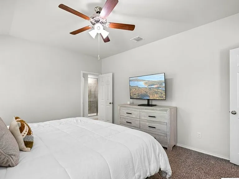 1711 Merritt St — Photo 13