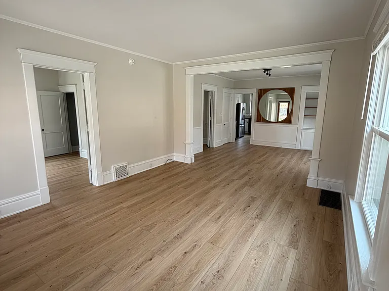 14 S Centennial St #1 — Photo 11