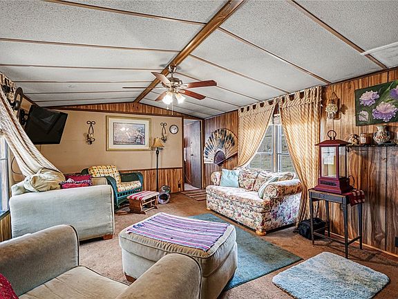 2nd image of 110A Willingham Rd