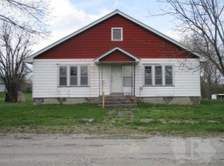 519 E 3rd St, Lineville, IA 50147