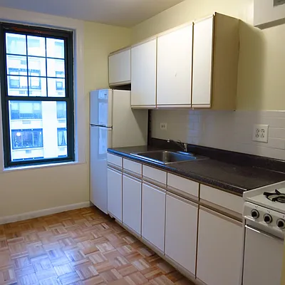 Rented by City & Suburban | media 17