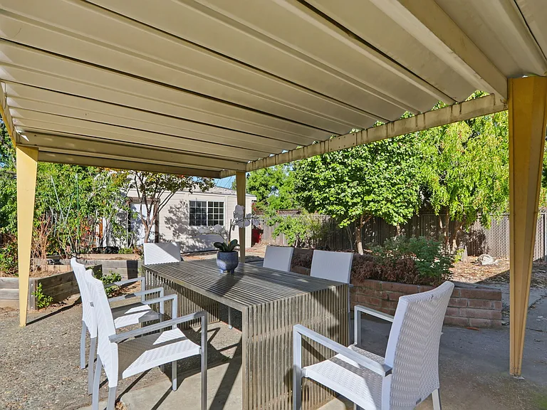 22081 Caroline Dr #1 — Photo 17