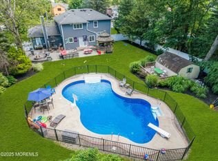 16 Bridge Ct, Jackson, NJ 08527