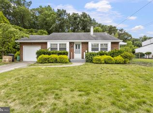 4 Alexander Pl, Wenonah, NJ 08090