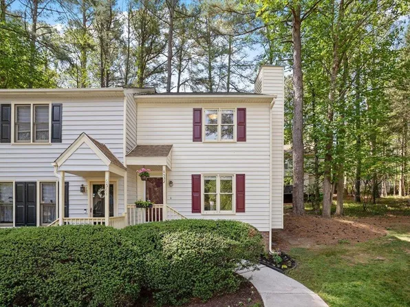 6532 Hearthstone Dr, Raleigh, NC 27615