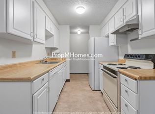 1115 Washington St APT 4, Oregon City, OR 97045