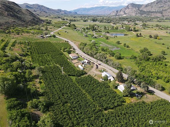 4th image of 1671 Highway 7