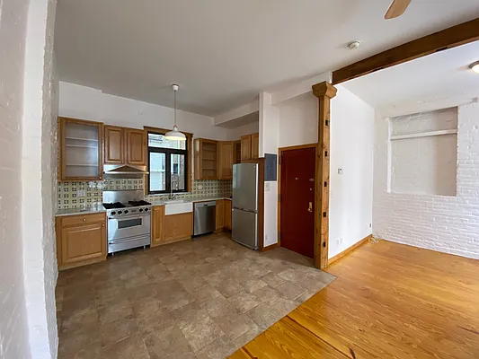 Rented by Douglas Elliman | media 16