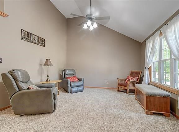5th image of 7802 E 159th St