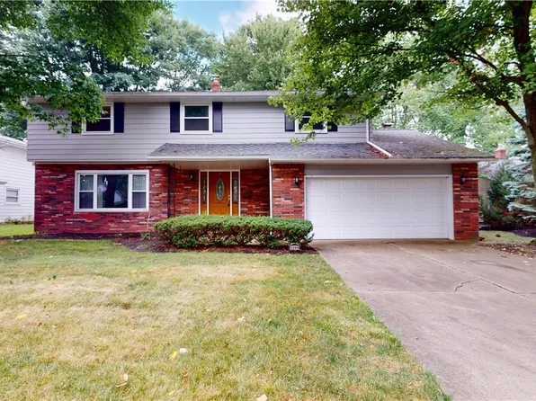 5269 Graham Dr, Lyndhurst, OH 44124