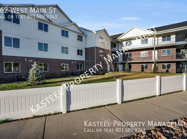 462 W Main St