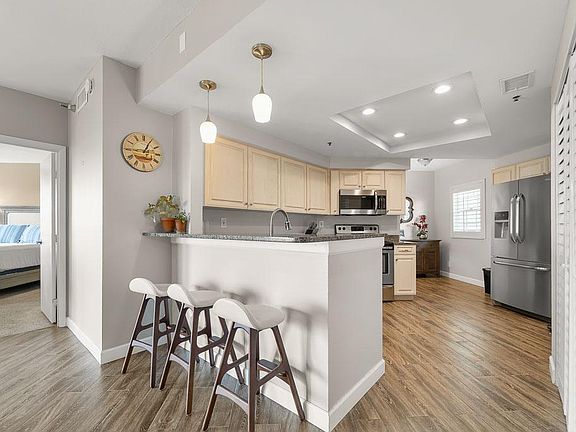 2nd image of 1002 S Harbour Island Blvd APT 1507