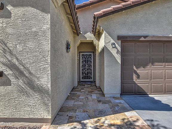 3rd image of 392 E Tropical Dr