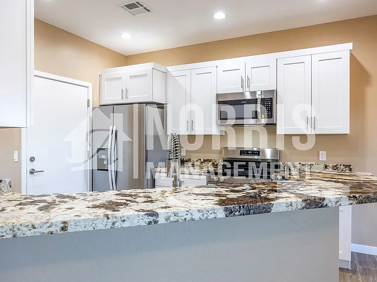 9301 W Century Dr — Photo 14