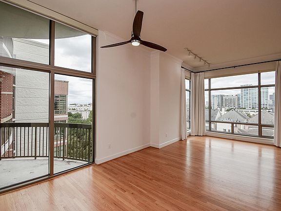 3rd image of 2211 Briarglen Dr APT 705