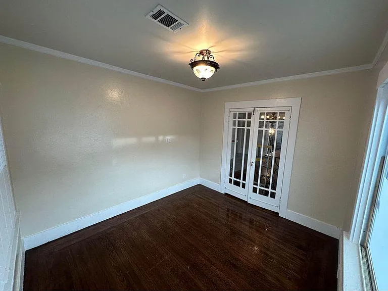 2921 Modesto Ave — Photo 10