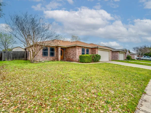 524 Mitch St, Saginaw, TX 76179