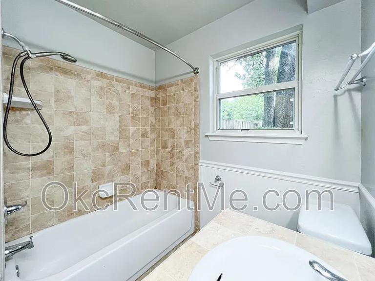 2700 N Wheeler Ave — Photo 20
