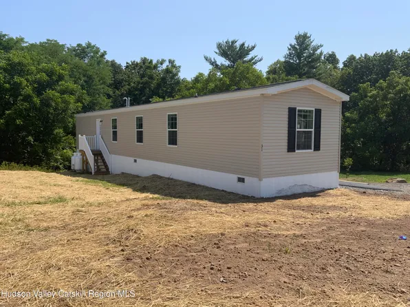 1154 Us-9 #31, Hudson, NY 12534