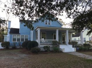 312 N Brooks St, Manning, SC 29102