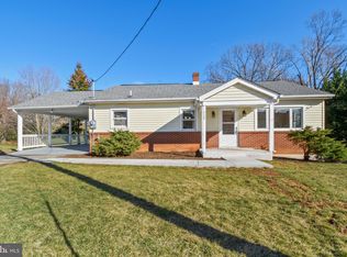 329 Gray Ave, Staunton, VA 24401