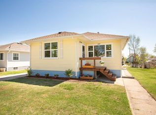 805 E 5th St, Mccook, NE 69001