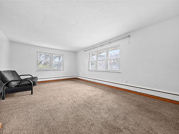 5th image of 1353 Bower Hill Rd