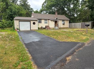 86 N Washington Avenue, Centereach, NY 11720