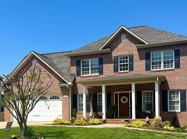 4776 Meadow Lark Ln, Hickory, NC 28602