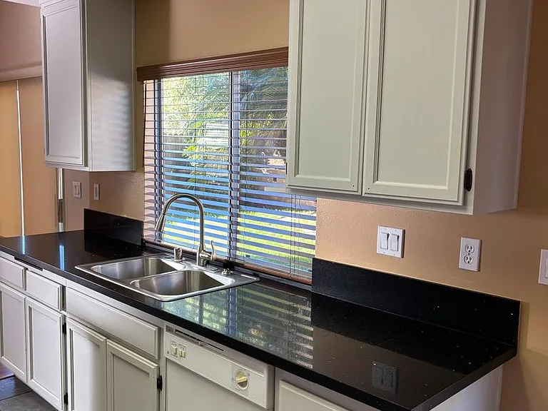 10463 Graham Ct — Photo 30