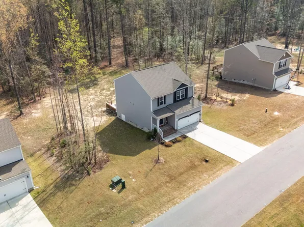 130 Parkers Gate Dr, Youngsville, NC 27596