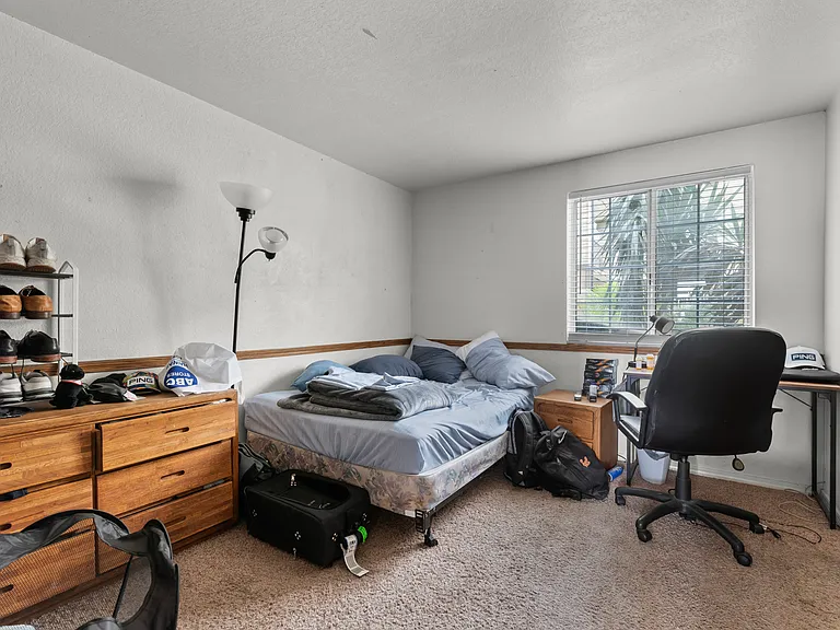724 W 1720 N #104 — Photo 9