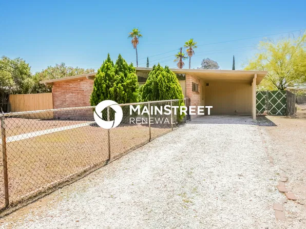 7902 E Scarlett St, Tucson, AZ 85710