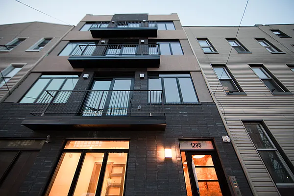 Rented by Brooklyn Group | media 34