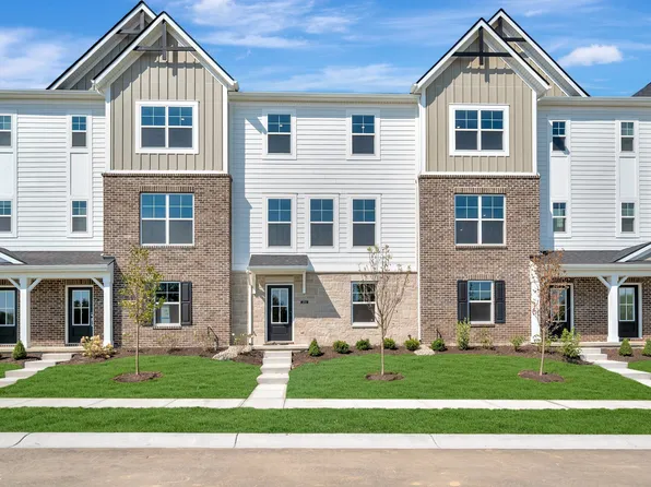 5700 Boynton Dr, Noblesville, IN 46062